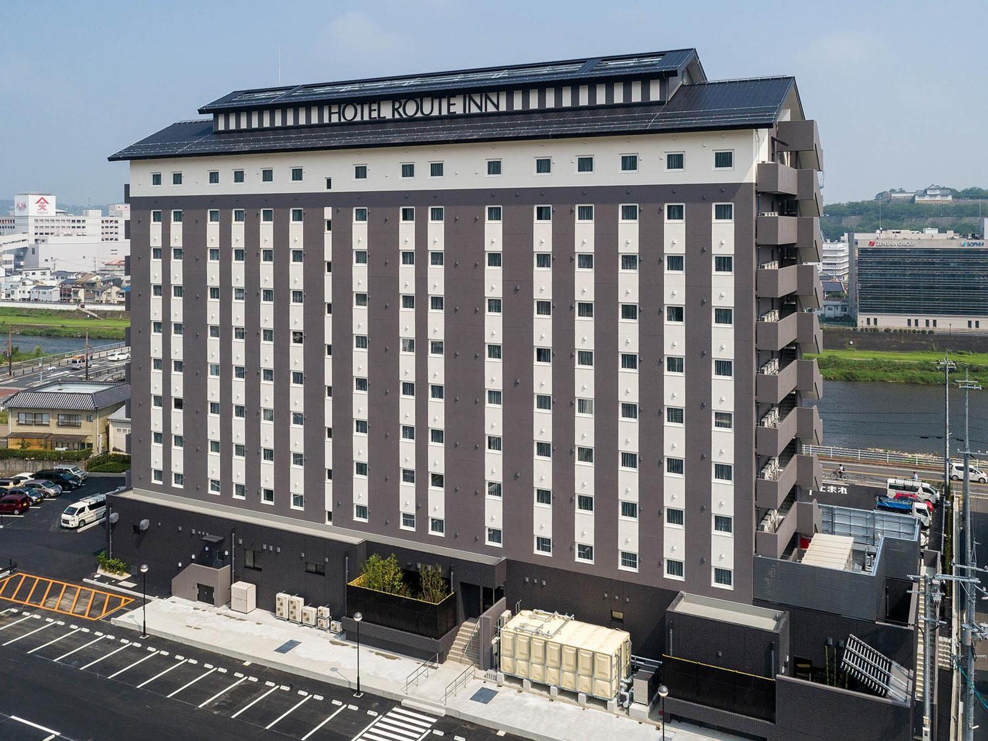 Hotel Route-Inn Tsuyama Ekimae Exterior foto